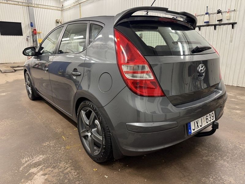 Hyundai i30 bild 2
