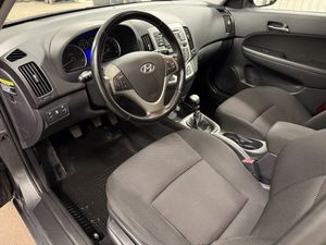Hyundai i30 bild 13