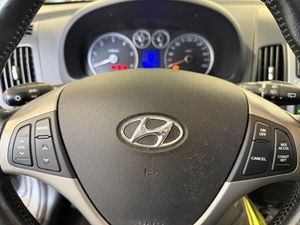 Hyundai i30 bild 15