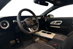 Mercedes CLA350 bild 6