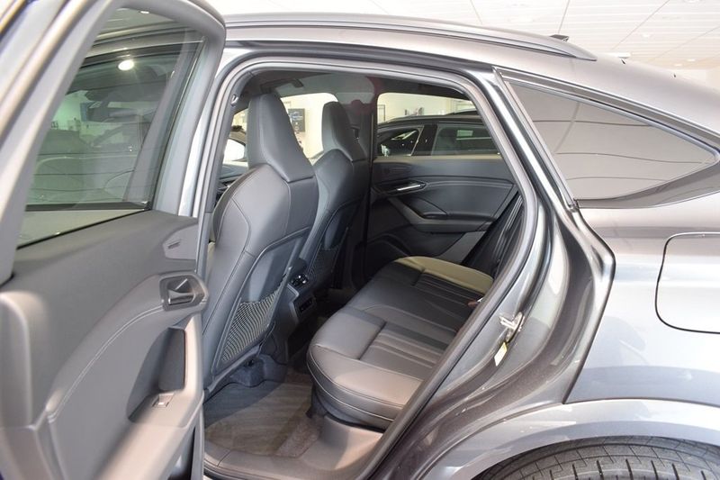 Audi Q6 e-tron bild 7