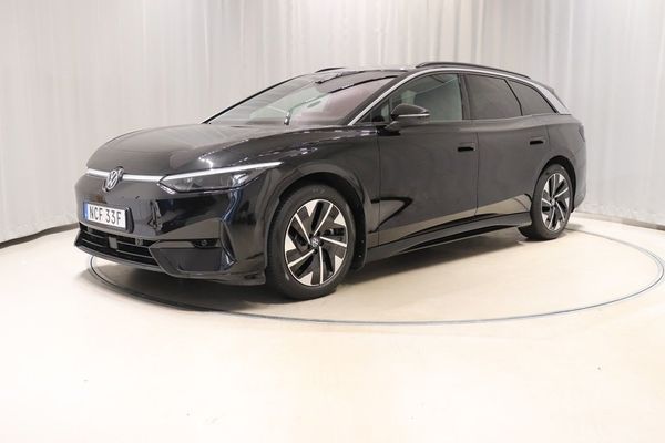 Volkswagen ID.7 Tourer Pro Edition 77 kWh Drag Värmare Kamera Nav - 2025