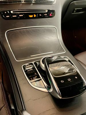 Mercedes GLC250 bild 14