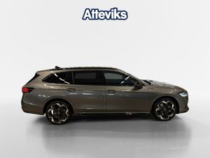 Skoda Superb bild 2