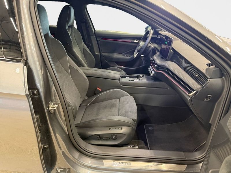 Skoda Superb bild 15