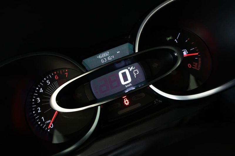 Renault Clio bild 19