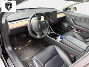 Tesla Model 3 bild 7
