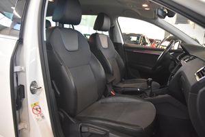 Skoda Octavia bild 10