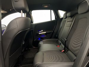 Mercedes EQA300 bild 28