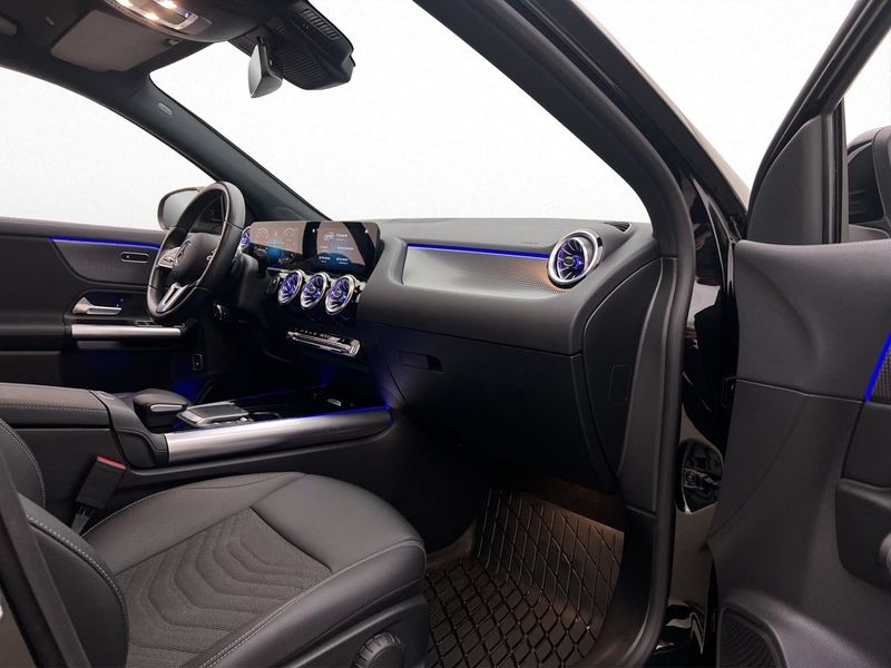 Mercedes EQA300 bild 32