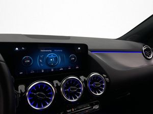 Mercedes EQA300 bild 24