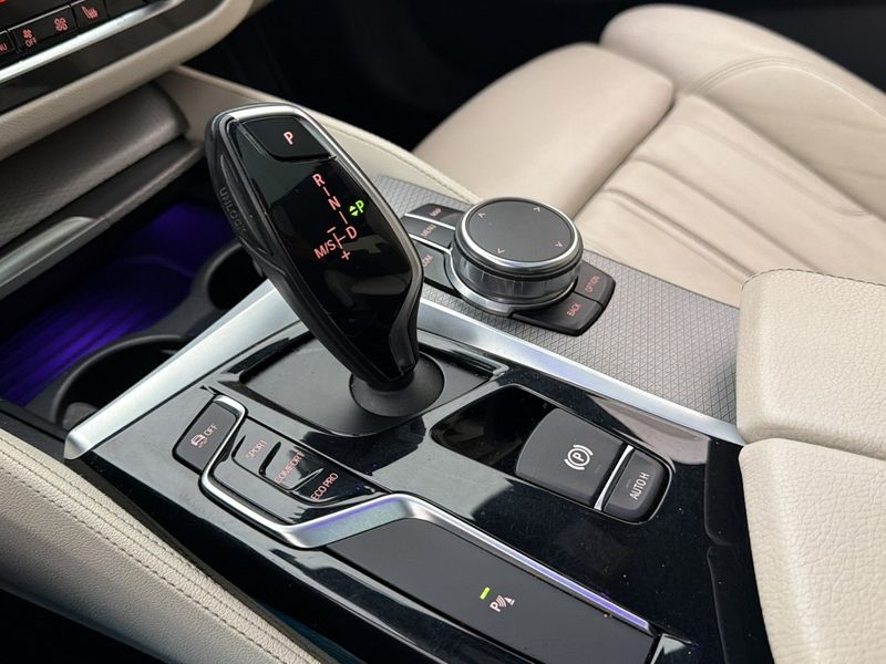 BMW 520 bild 23