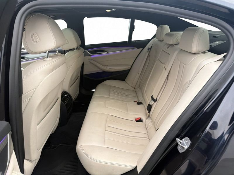 BMW 520 bild 25