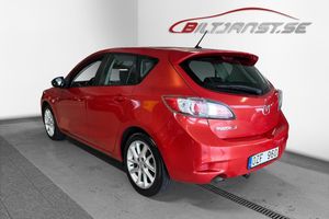 Mazda 3 bild 2
