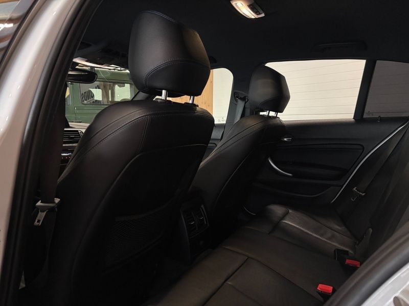 BMW 118 bild 18
