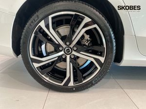 Volvo V60 bild 16