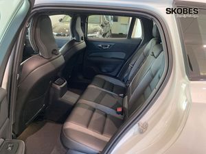 Volvo V60 bild 8