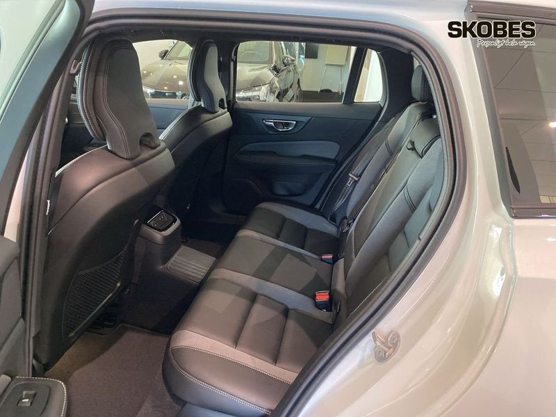 Volvo V60 bild 8