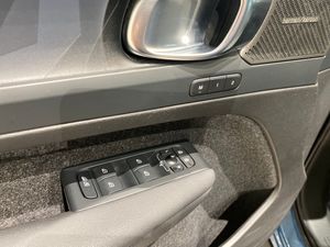 Volvo C40 Recharge bild 16