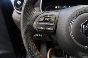 MG ZS EV bild 7