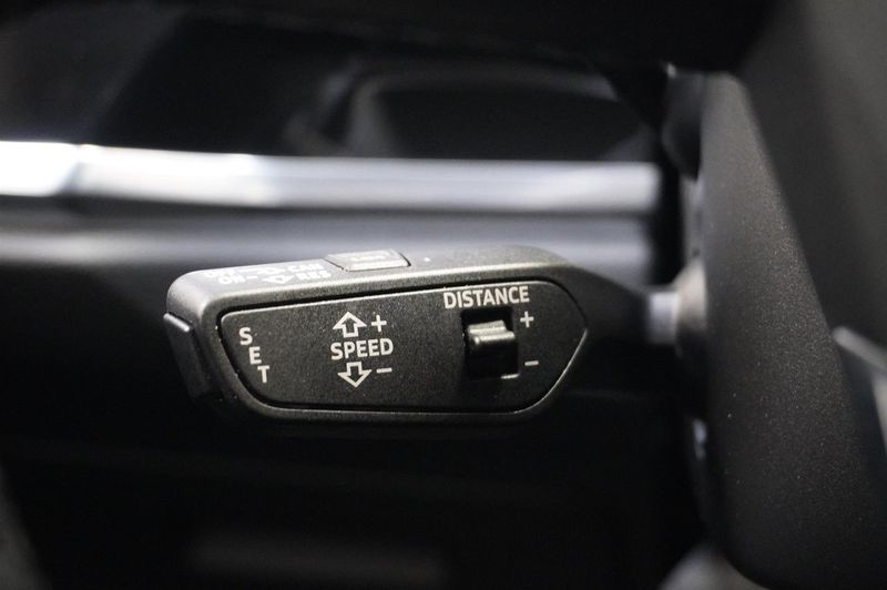 Audi Q3 bild 14