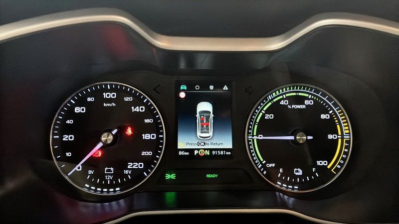 MG ZS EV bild 18