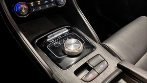 MG ZS EV bild 16
