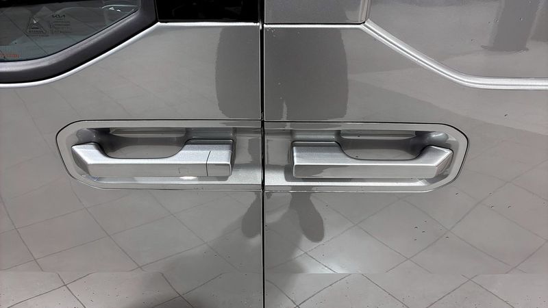 Kia PV5 bild 8