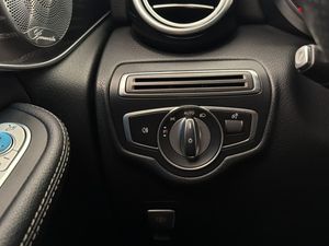 Mercedes GLC220 bild 26