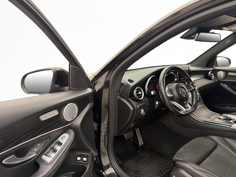 Mercedes GLC220 bild 8