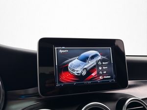 Mercedes GLC220 bild 27