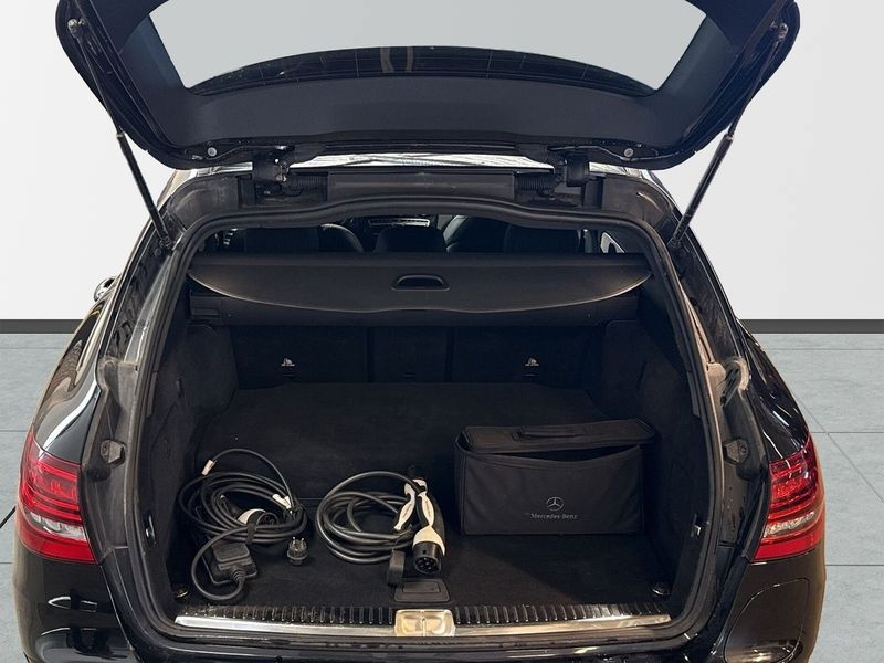 Mercedes C300 bild 8