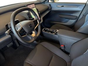 Volvo EX30 bild 9