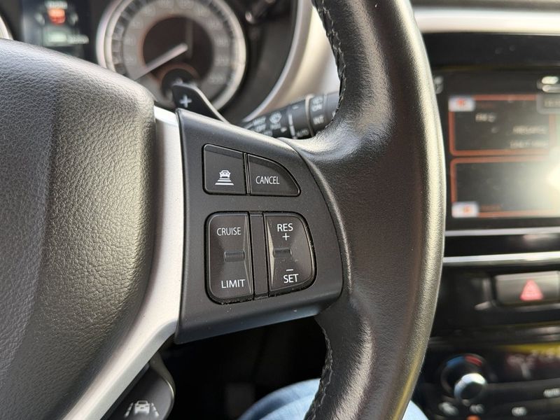 Suzuki Vitara bild 17