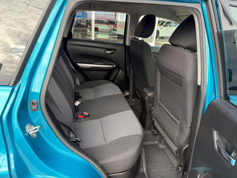 Suzuki Vitara bild 9