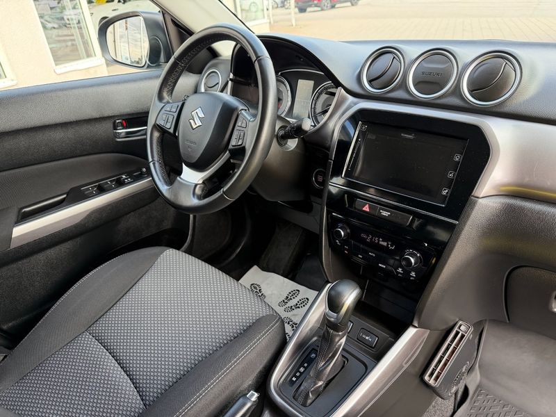 Suzuki Vitara bild 11