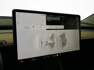 Tesla Model 3 bild 26