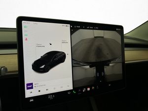 Tesla Model 3 bild 24