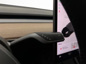 Tesla Model 3 bild 21