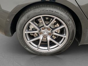 Tesla Model 3 bild 34