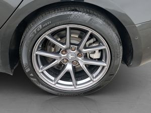 Tesla Model 3 bild 33