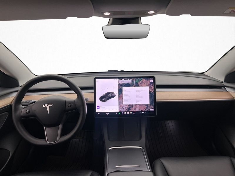 Tesla Model 3 bild 13