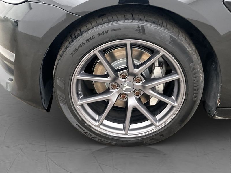 Tesla Model 3 bild 32
