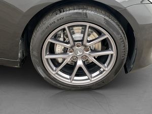 Tesla Model 3 bild 35