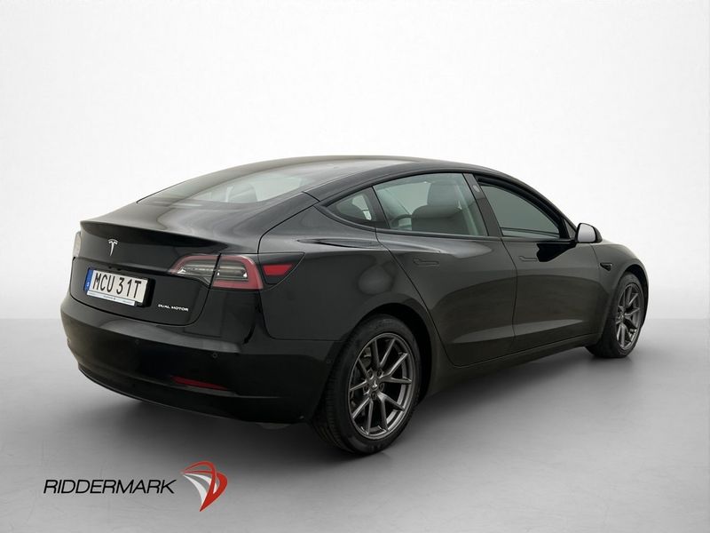 Tesla Model 3 bild 9