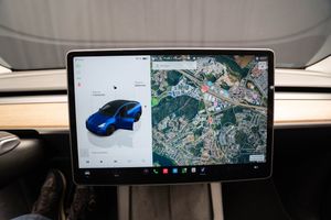 Tesla Model Y bild 18