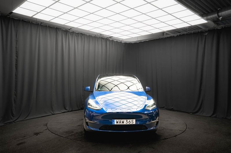Tesla Model Y bild 4