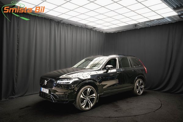 Volvo XC90 Recharge T8 AWD ULTIMATE DARK 7-sits B&W LUFT DRAG MOMS - 2024