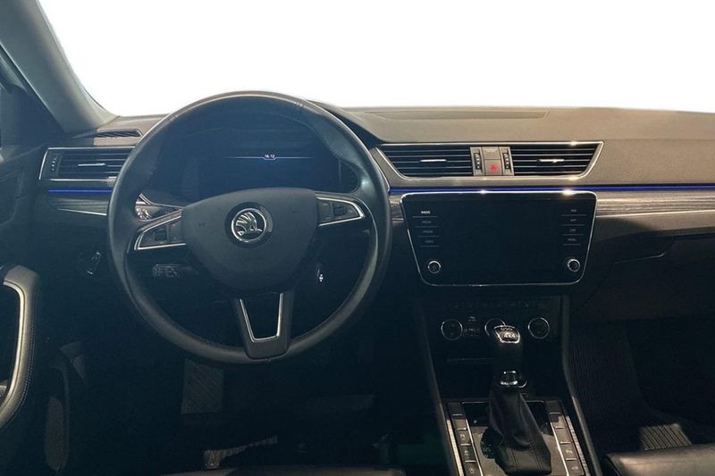 Skoda Superb bild 8