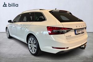 Skoda Superb bild 2